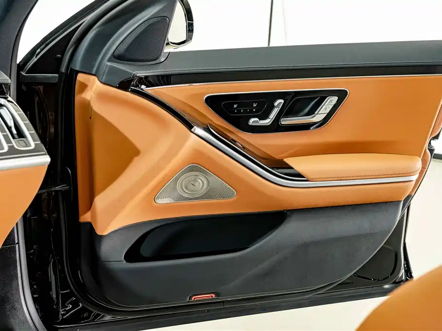 Mercedes-Benz S-Class 2025 — фото 18
