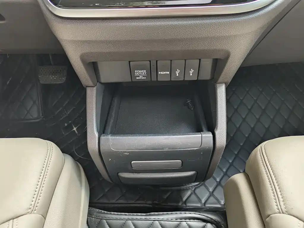 Honda Odyssey 2017 — фото 12