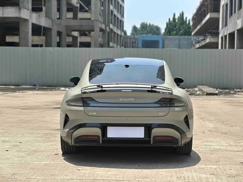 Xiaomi SU7 2025 — фото 8