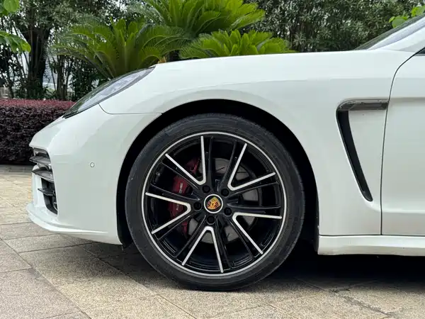 Porsche Panamera 2014
