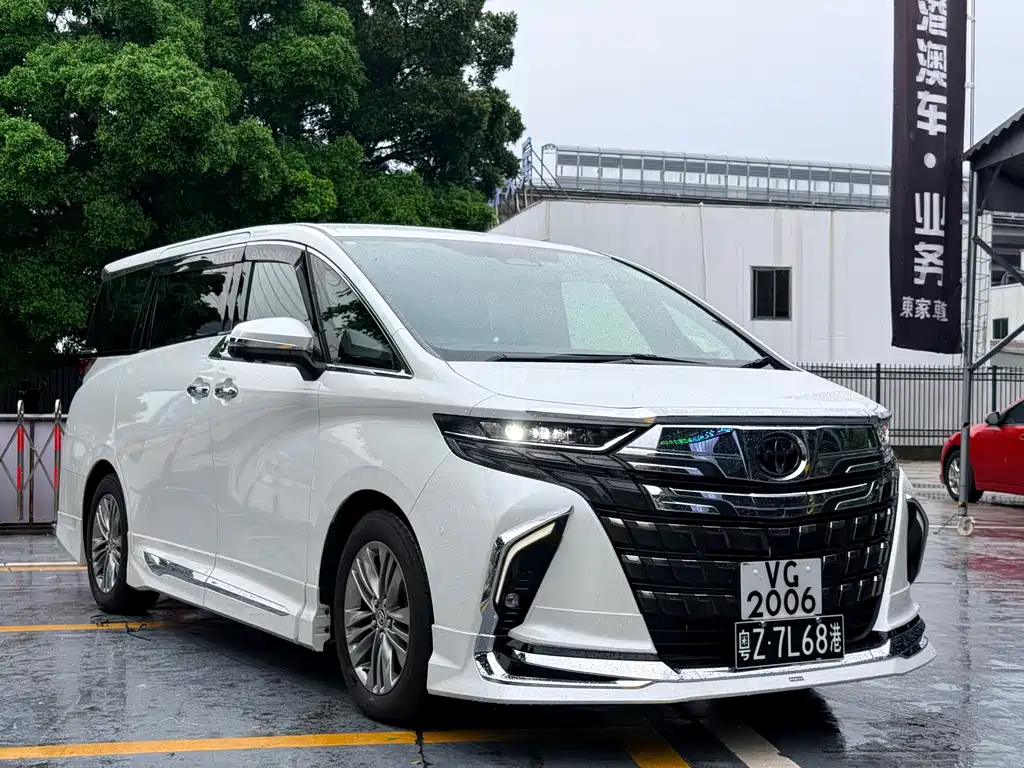 Toyota Alphard 2026 — фото 3