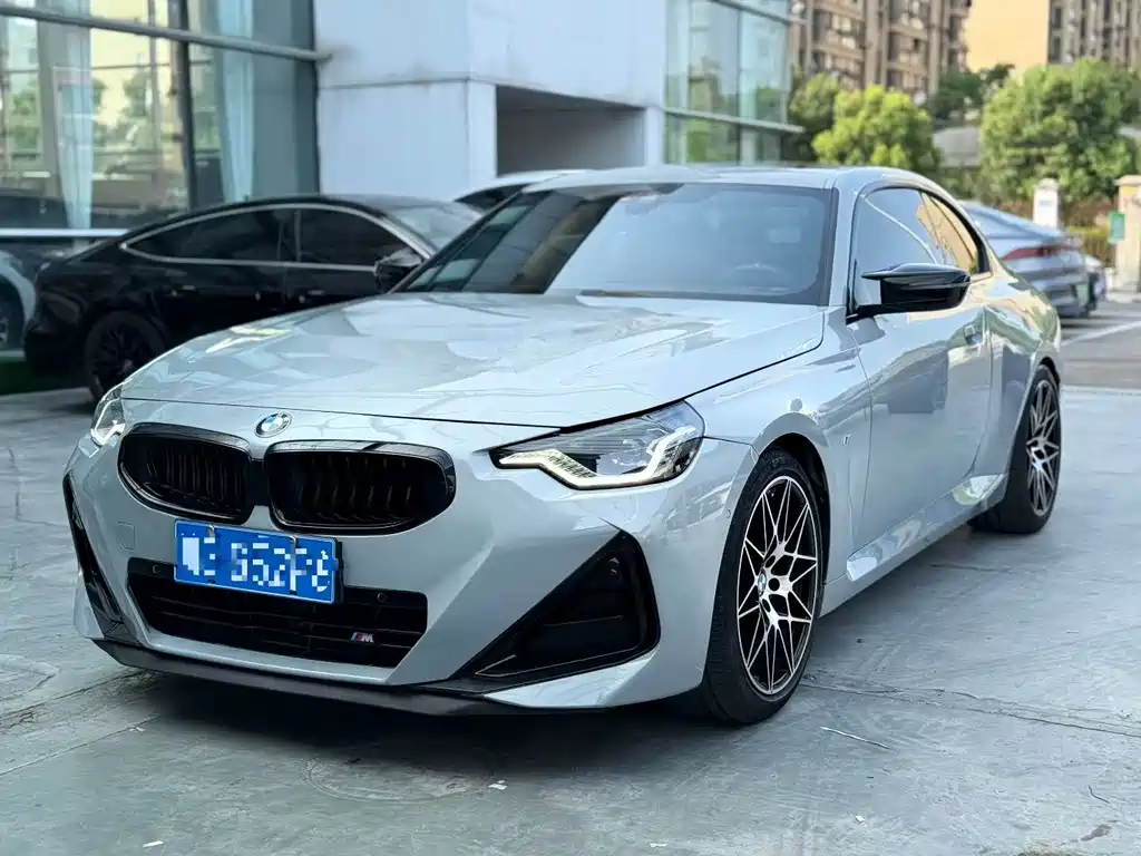 BMW M240i 2024