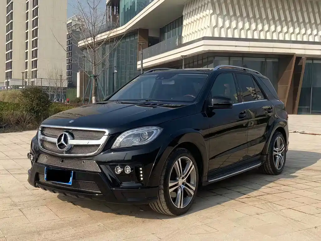 Mercedes-Benz M-Class 2017 — фото 1