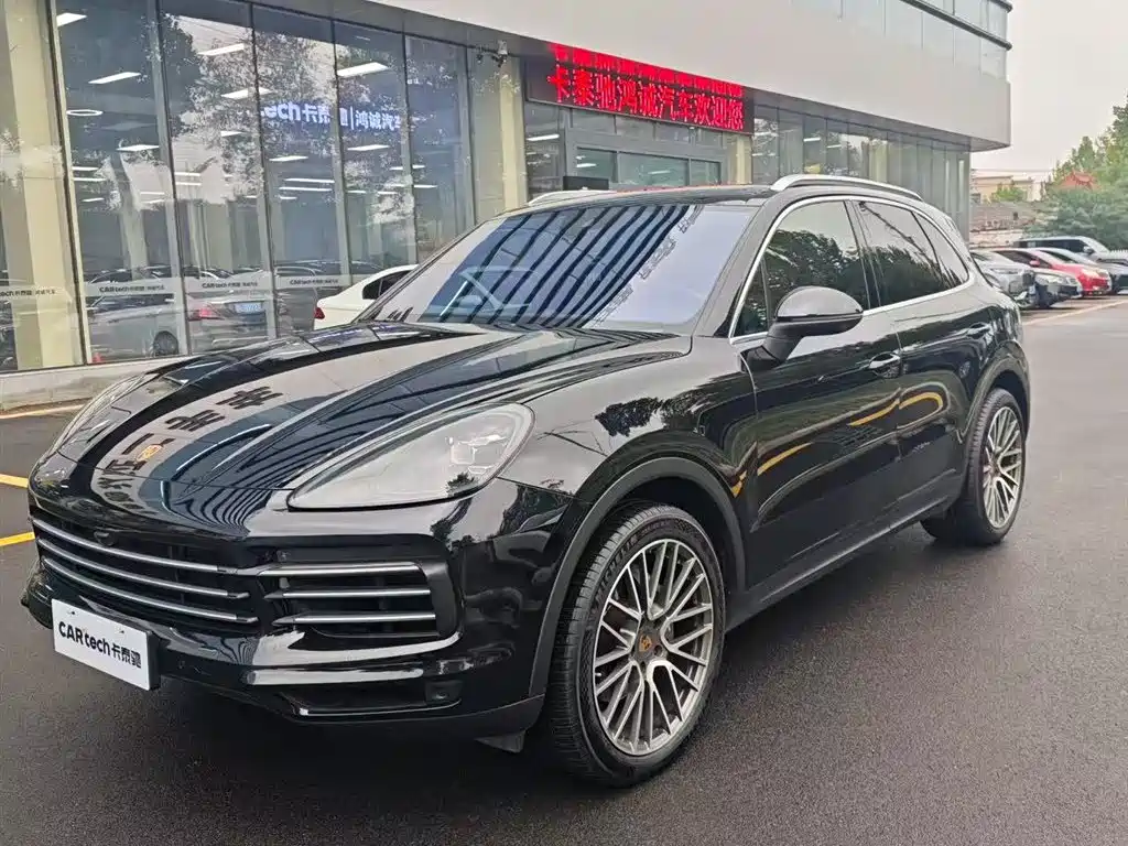Porsche Cayenne 2021 — фото 2