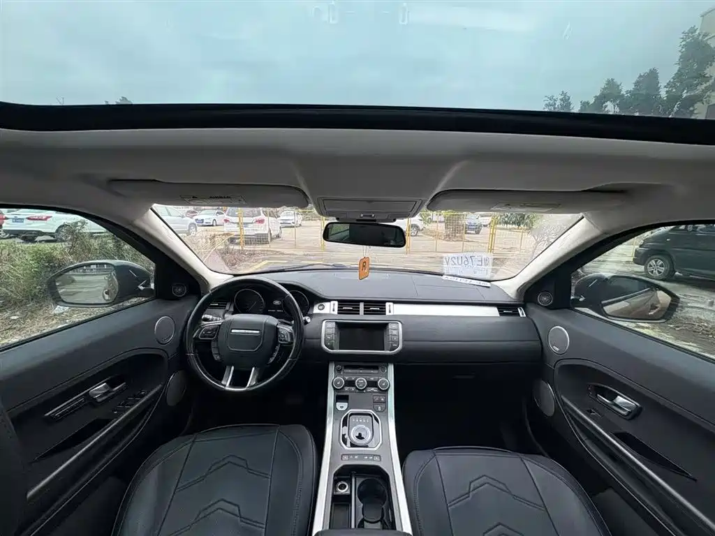 Land Rover Evoque 2015 — фото 8