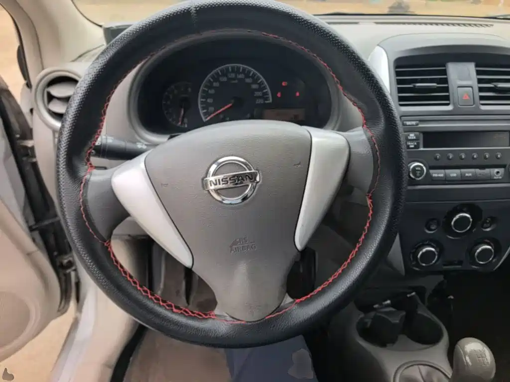 Nissan Sunny 2015 — фото 11