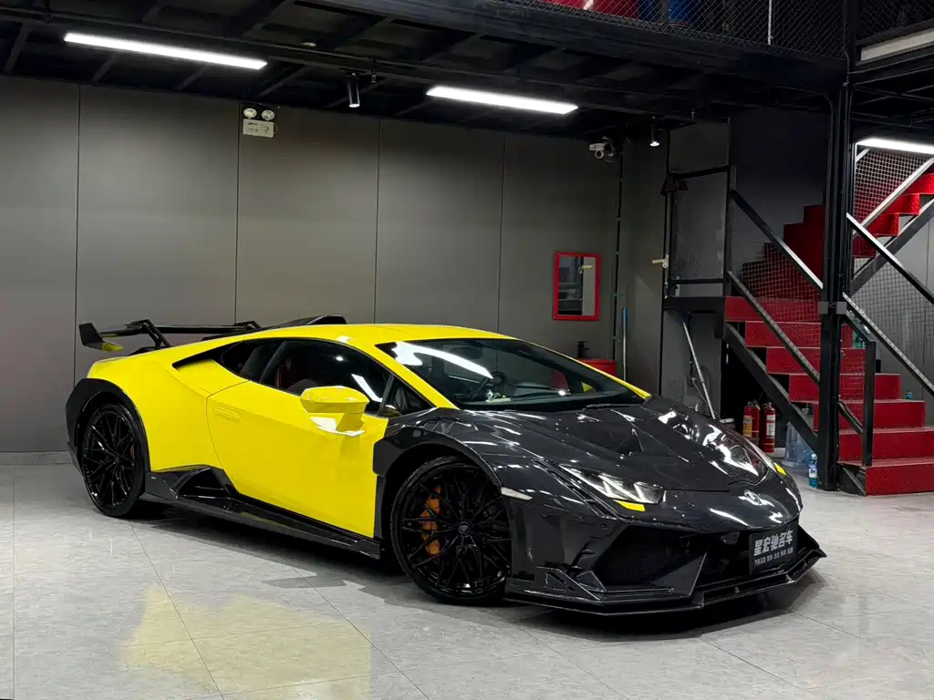 Lamborghini Huracan 2015 — фото 3
