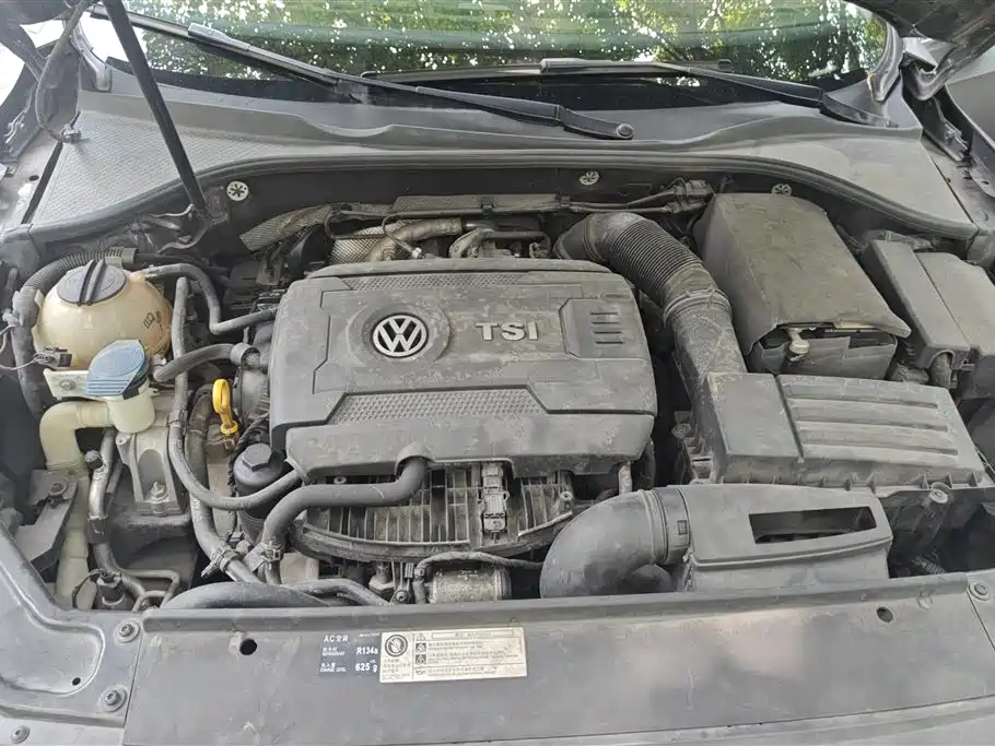 Volkswagen Passat 2017 — фото 10