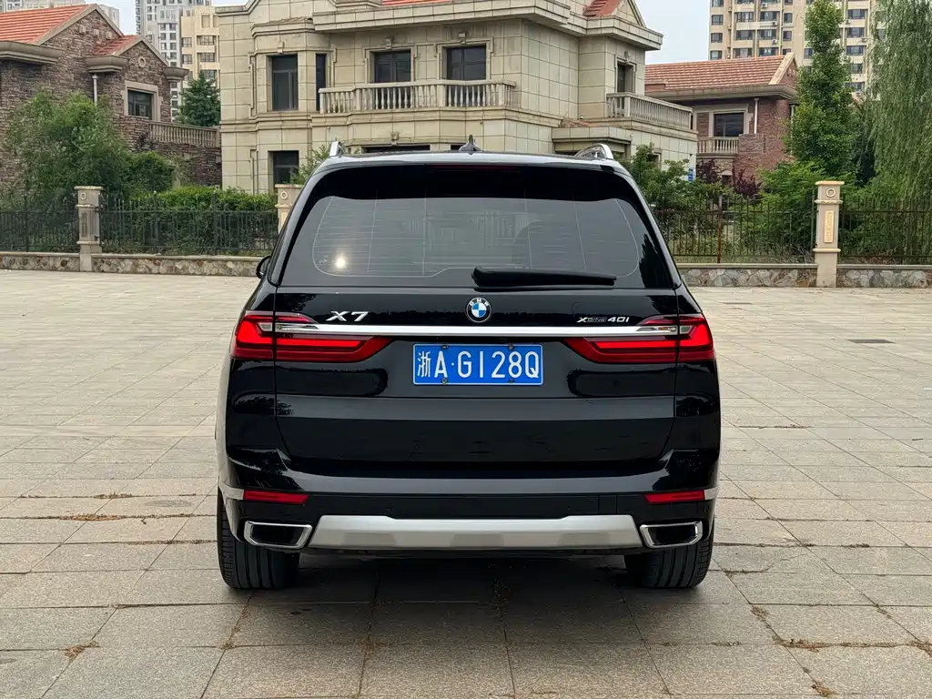 BMW X7 2021 — фото 9