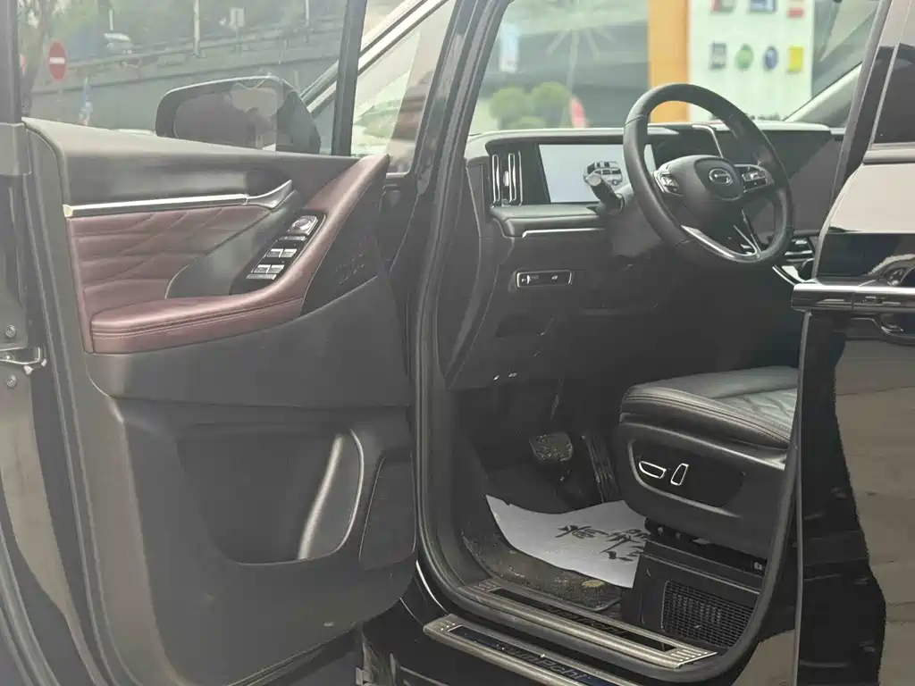 GAC Motor Trumpchi M8 2024 — фото 9