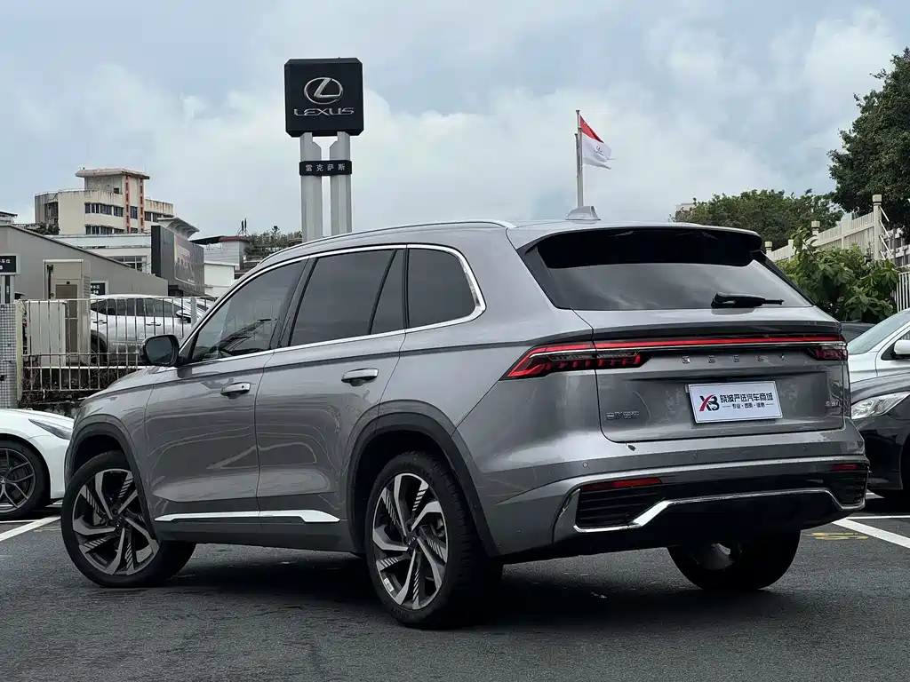 Geely Xingyue L 2024
