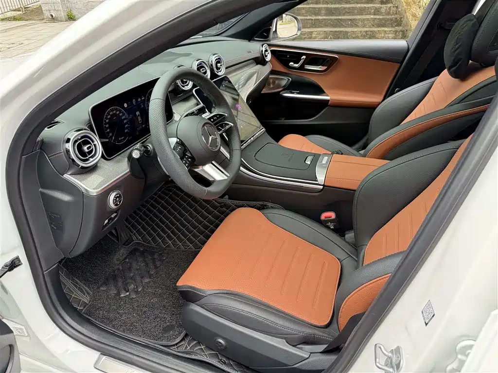 Mercedes-Benz C-Class 2026 — фото 14