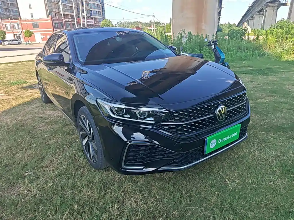 Volkswagen Passat 2022