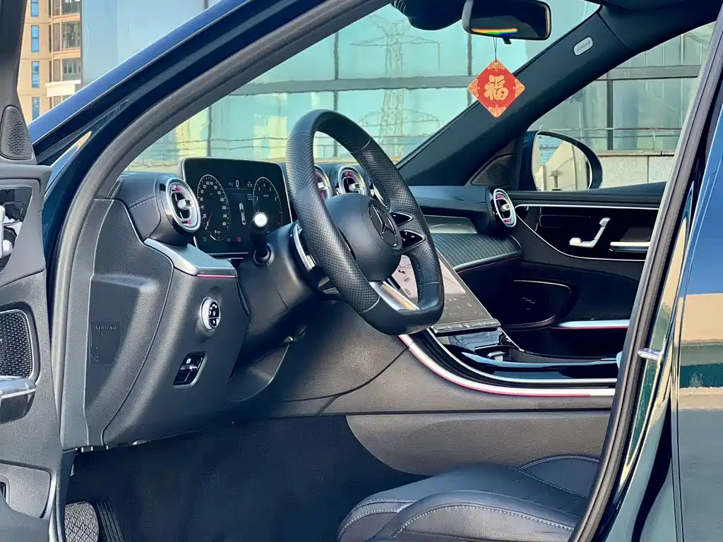 Mercedes-Benz C-Class 2022 — фото 9
