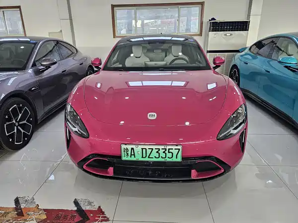Xiaomi SU7 2025
