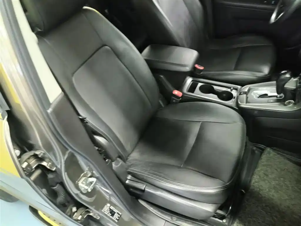 Chevrolet Captiva 2015 — фото 25