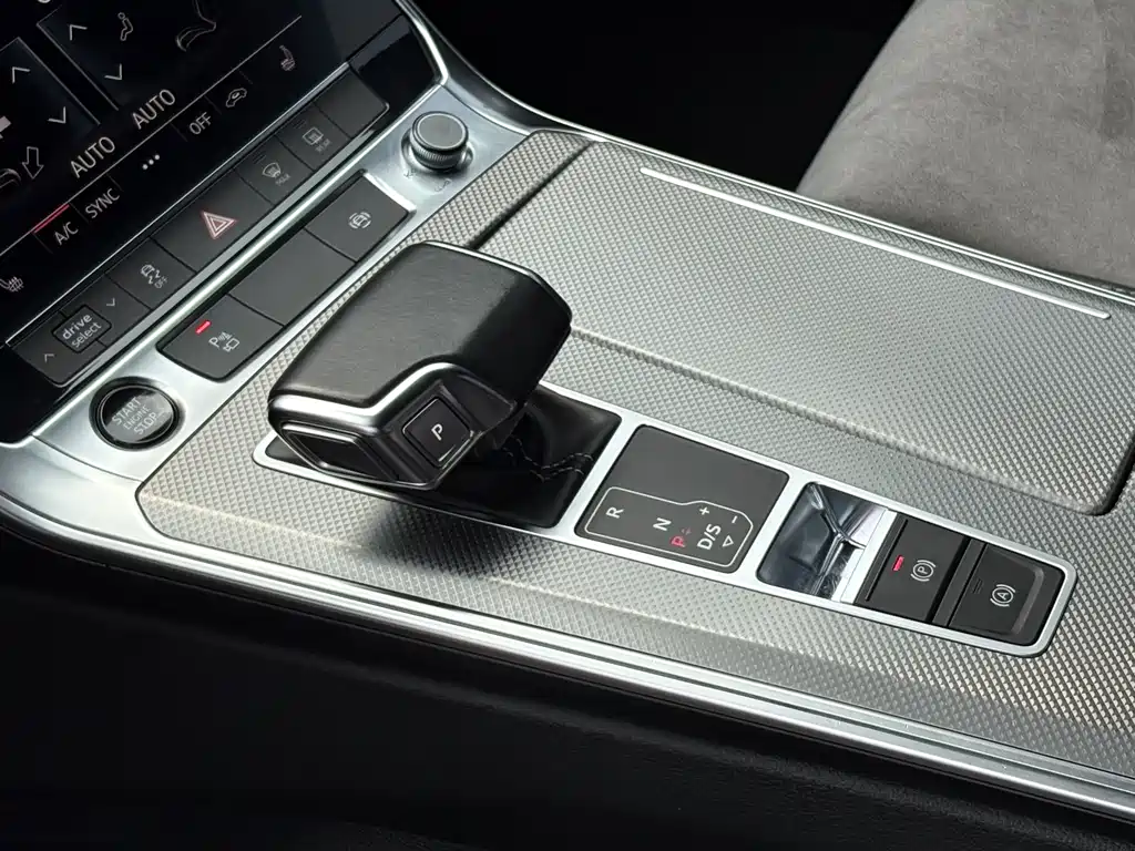 Audi A6L 2021 — фото 14