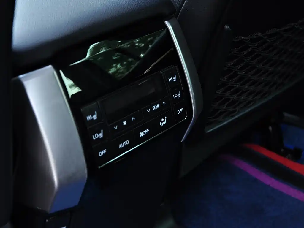 Toyota Prado 2019 — фото 14