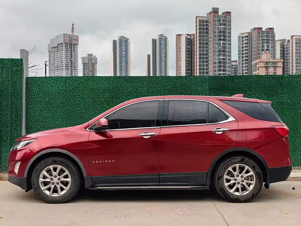 Chevrolet Equinox 2018 — фото 9