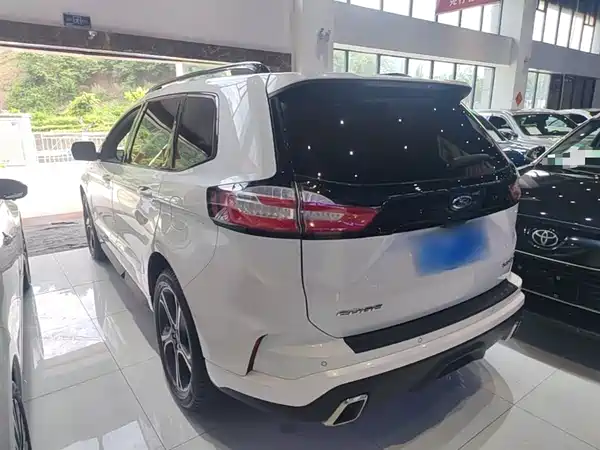 Ford Edge 2020