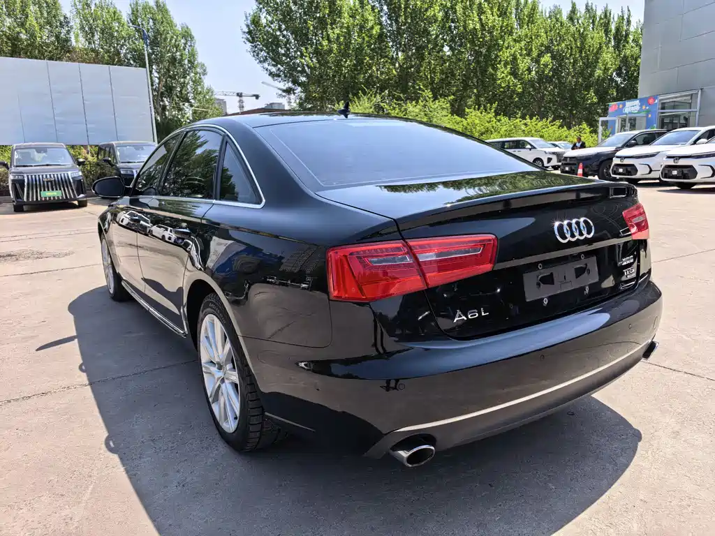 Audi A6L 2014 — фото 11