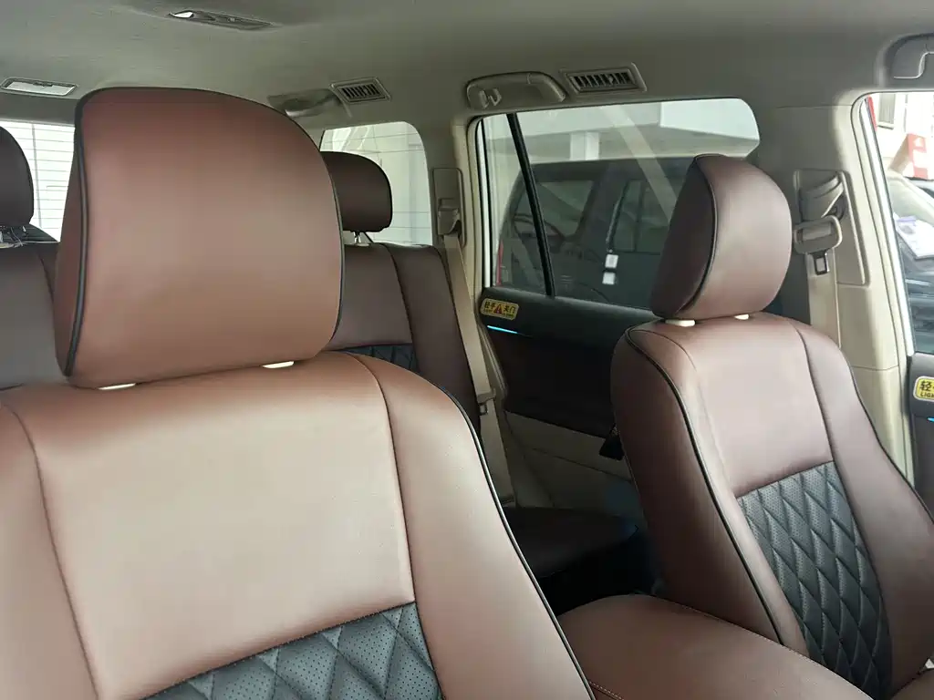 Toyota Prado 2019 — фото 29