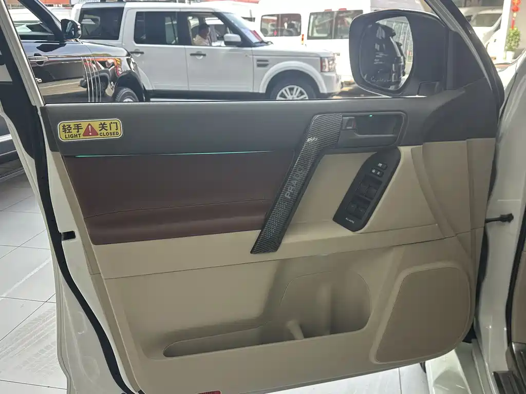 Toyota Prado 2019 — фото 24