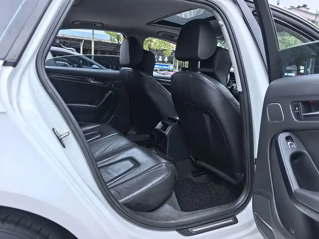 Audi A4L 2013