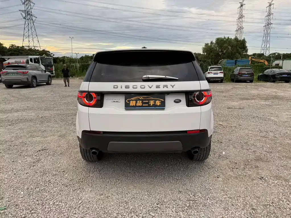 Land Rover Discovery Sport 2015 — фото 10