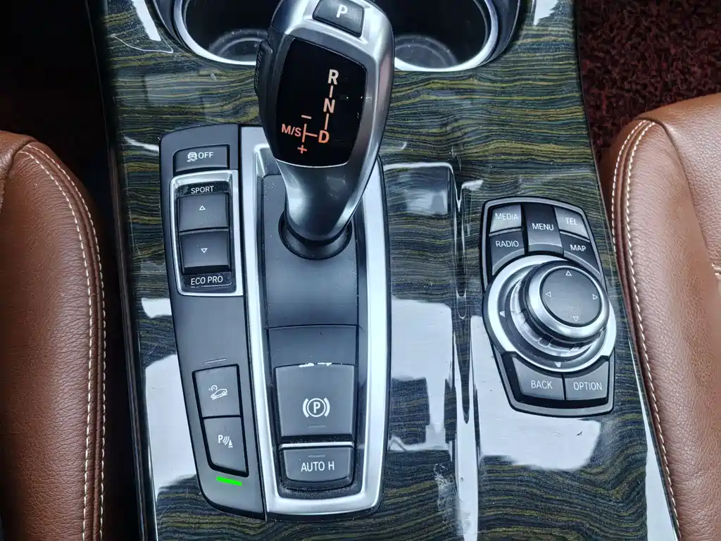 BMW X3 2013 — фото 15