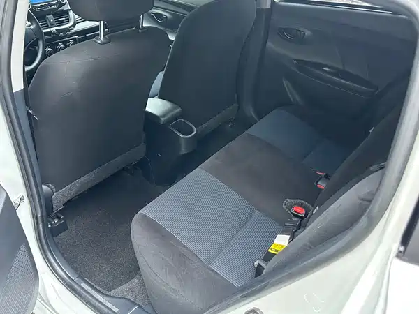 Toyota Yaris L 2019