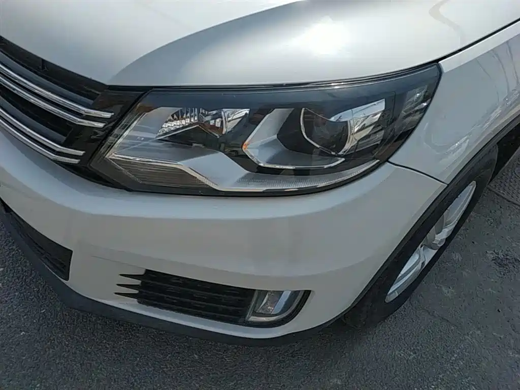 Volkswagen Tiguan 2015 — фото 24