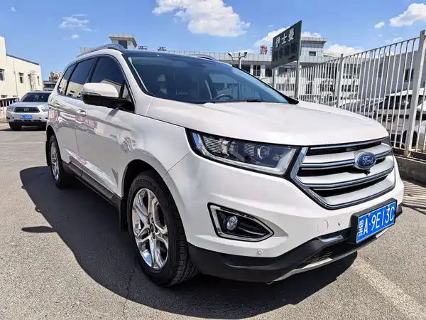 Ford Edge 2015