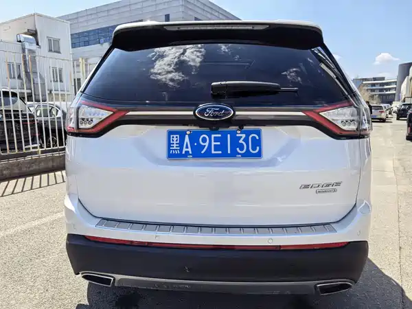 Ford Edge 2015