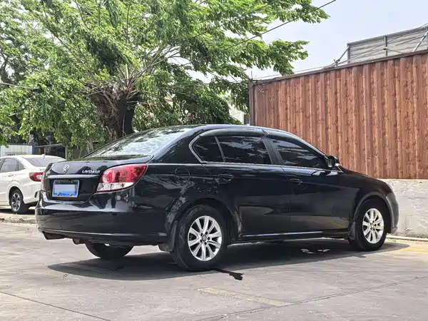 Volkswagen Lavida 2013