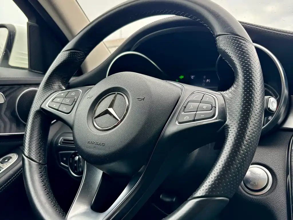 Mercedes-Benz C-Class 2016 — фото 14