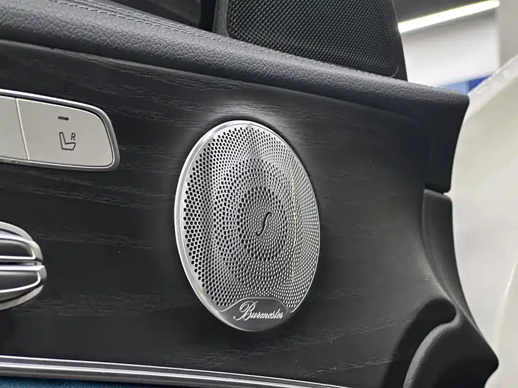Mercedes-Benz E-Class 2019 — фото 17