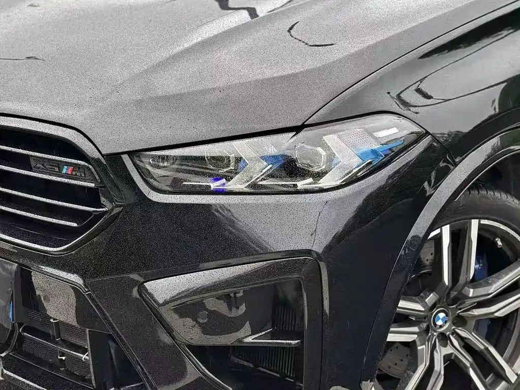 BMW X5 M 2022 — фото 9