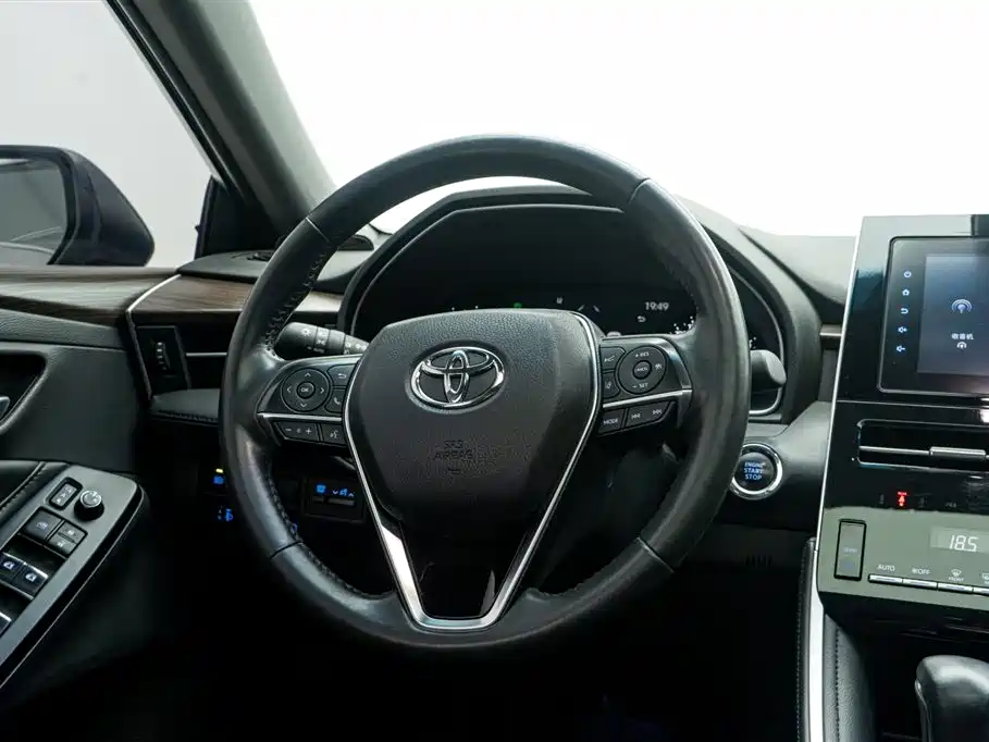Toyota Avalon 2023 — фото 27