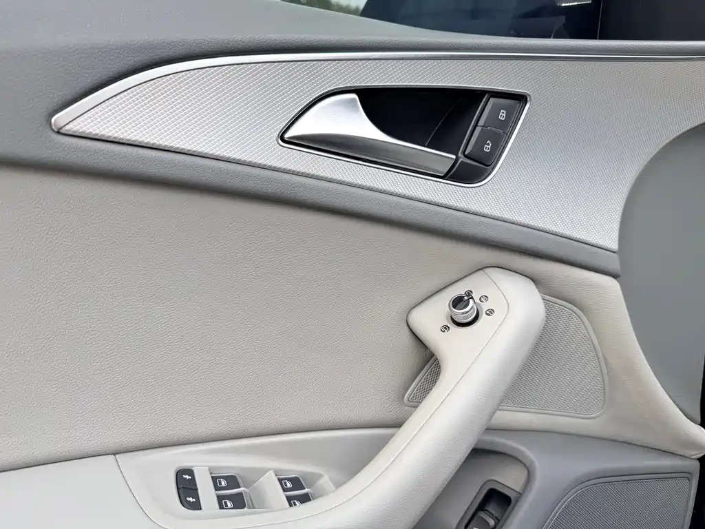Audi A6L 2013 — фото 17