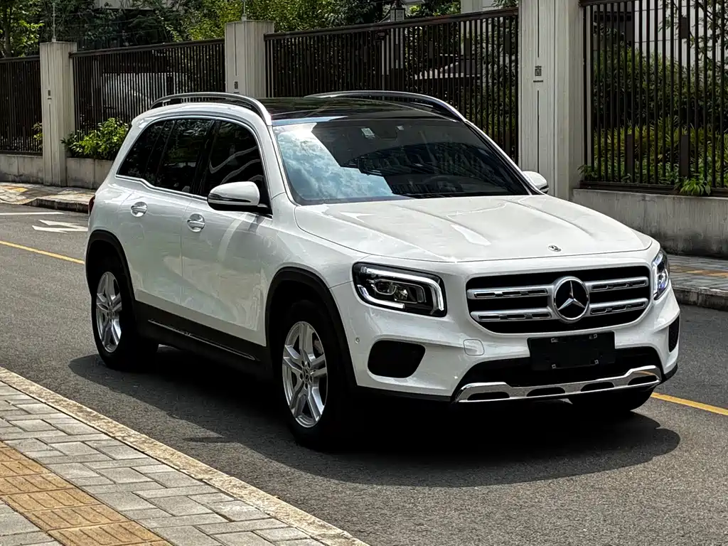 Mercedes-Benz GLB 2022