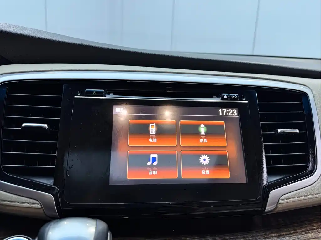 Honda Odyssey 2018 — фото 14