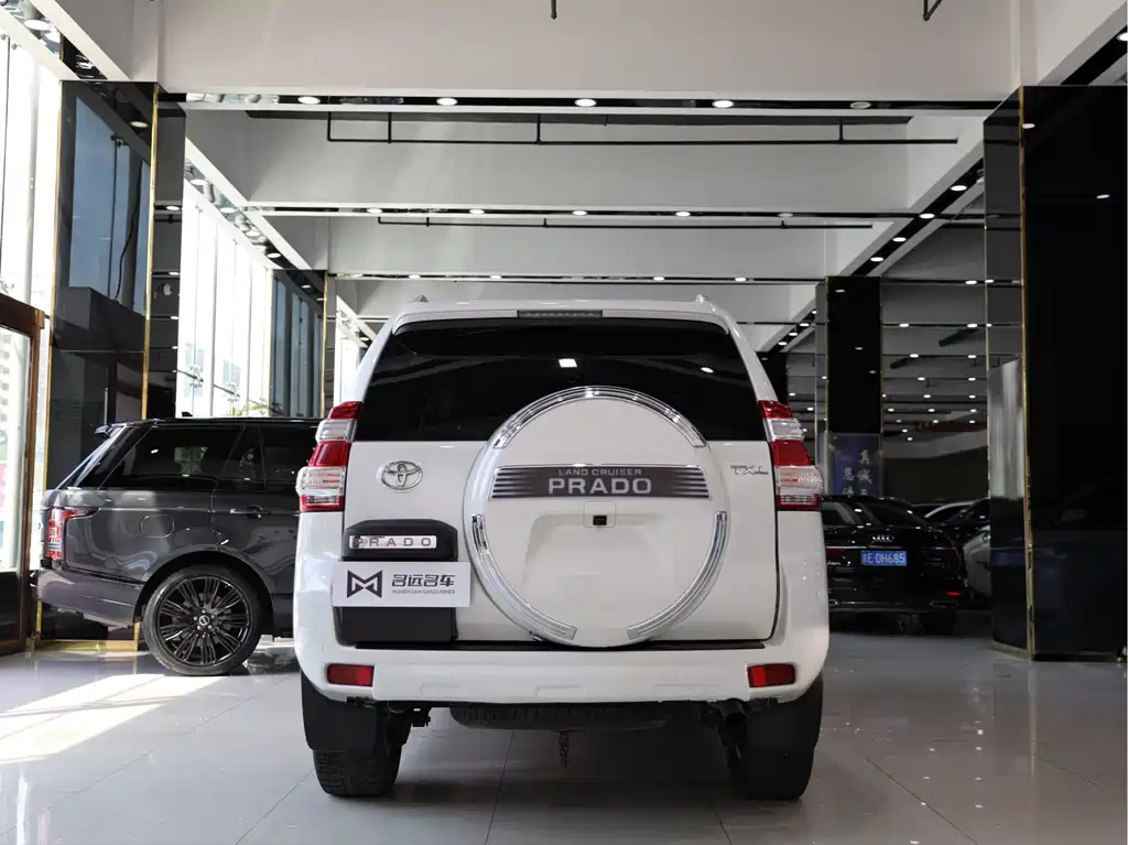Toyota Prado 2016 — фото 16