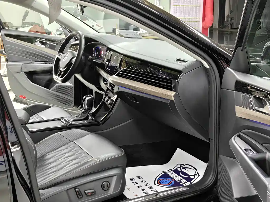 Volkswagen Passat 2019 — фото 13