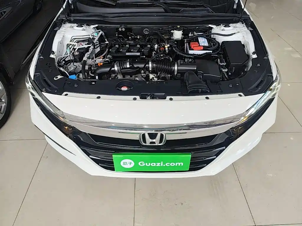 Honda Accord 2018 — фото 20