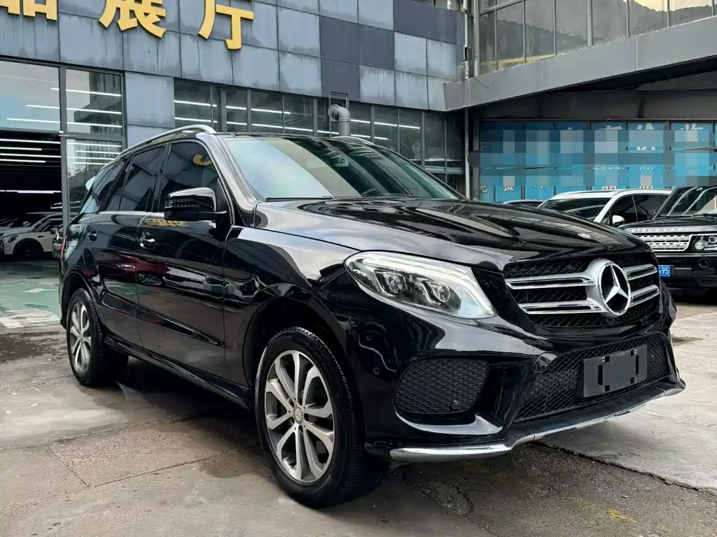 Mercedes-Benz GLE 2016