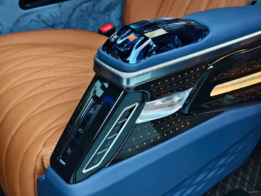 Mercedes-Benz Vito 2026 — фото 10