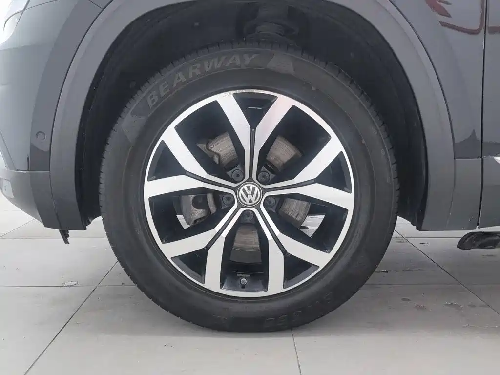 Volkswagen Teramont 2018 — фото 17