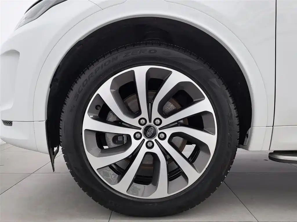 Land Rover Discovery Sport 2022 — фото 17