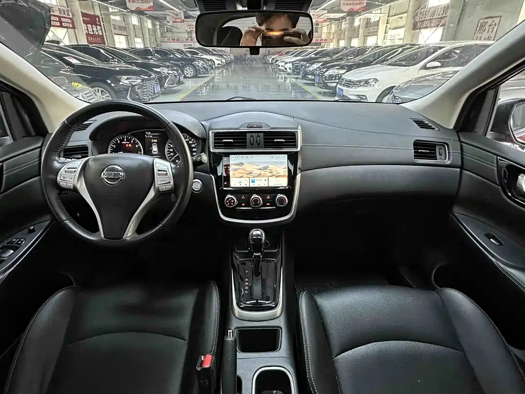 Nissan Tiida 2021 — фото 10